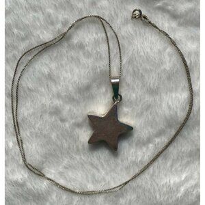 Star-Shaped Silver Pendant Necklace With Chain For Women